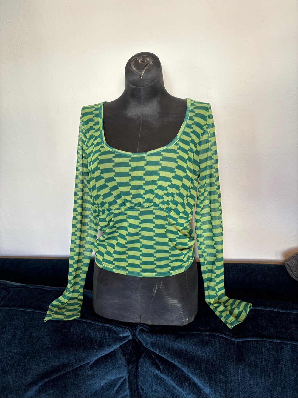 Lisa Says Gah Fall 2021 Green Cropped Mesh Long Sleeve Top Size L - Picture 4 of 8